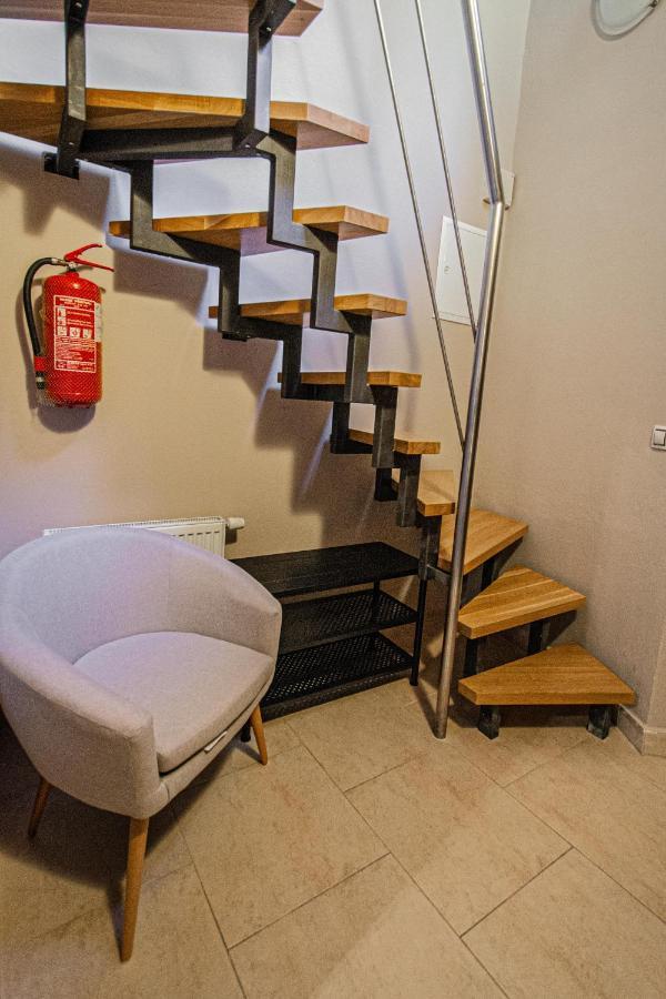 Modern And Spacious Apartments In City Center Prag Exterior foto